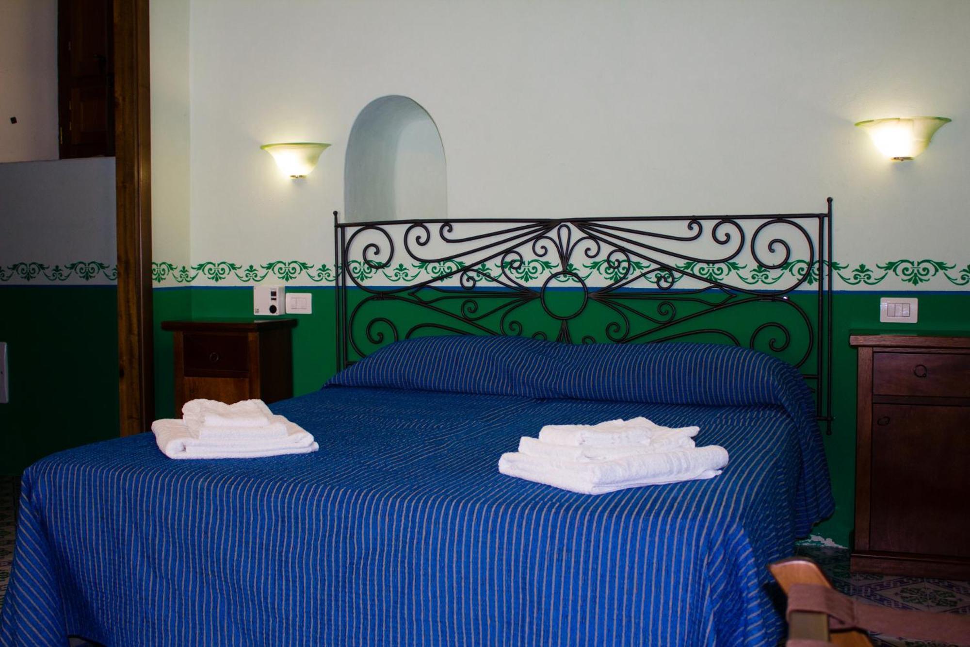 Hotel Arcangelo - Salina Santa Marina Salina Exterior foto
